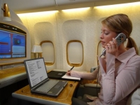 Emirates airlines allows in-flight cell phone chatting
