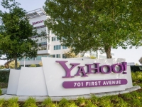 How much does Yahoo need Yelp? Short answer: A lot