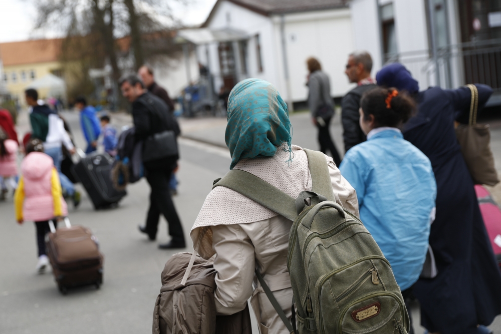 8 تطبيقات مفيدة لا غنى عنها للمهاجرين واللاجئين